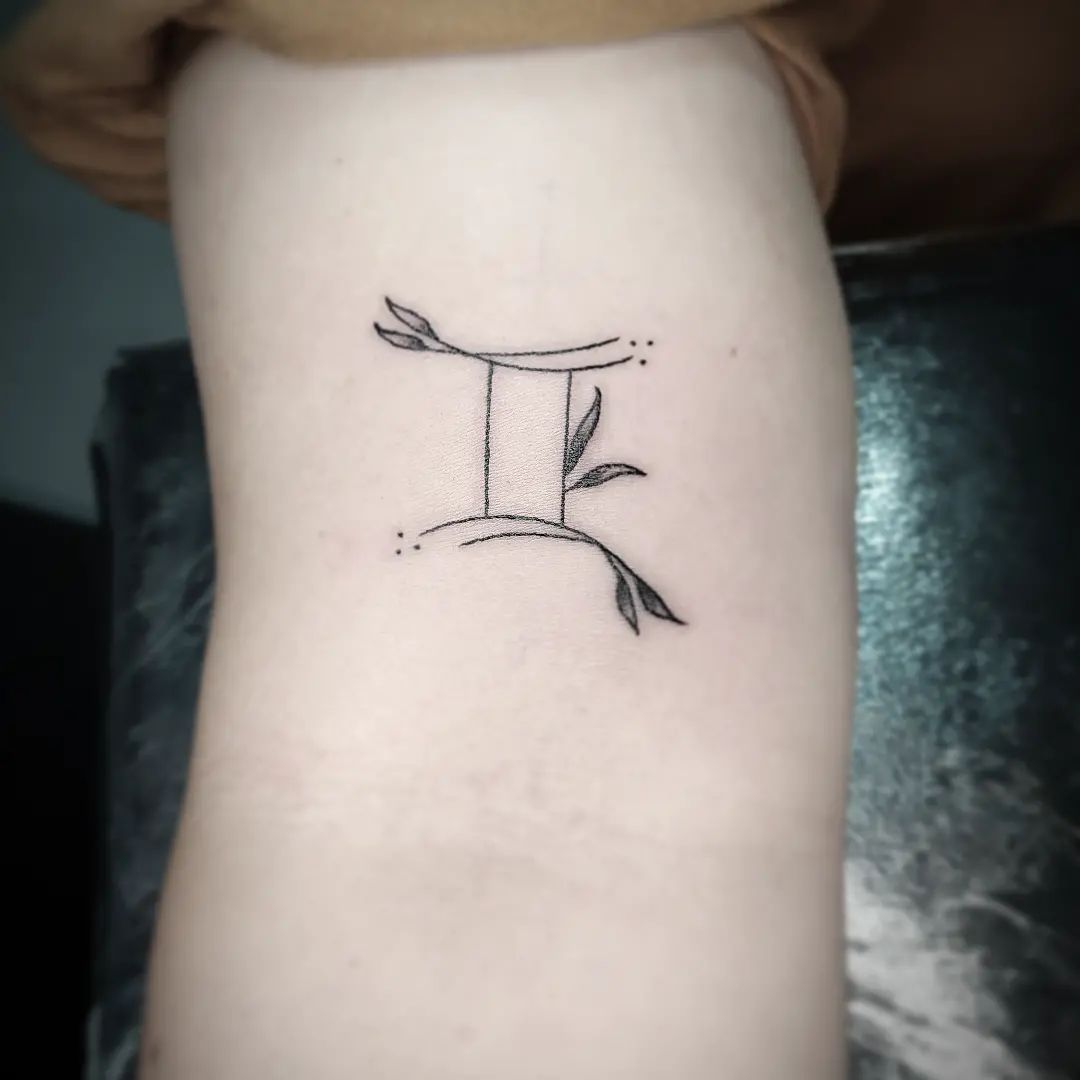 Naturaleza Géminis Tatuaje Concepto