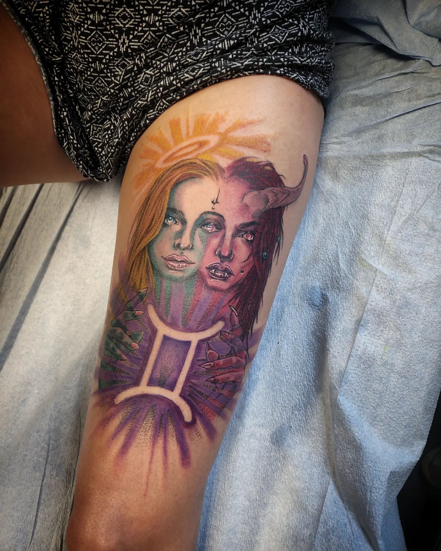 Tatuaje Géminis Artístico