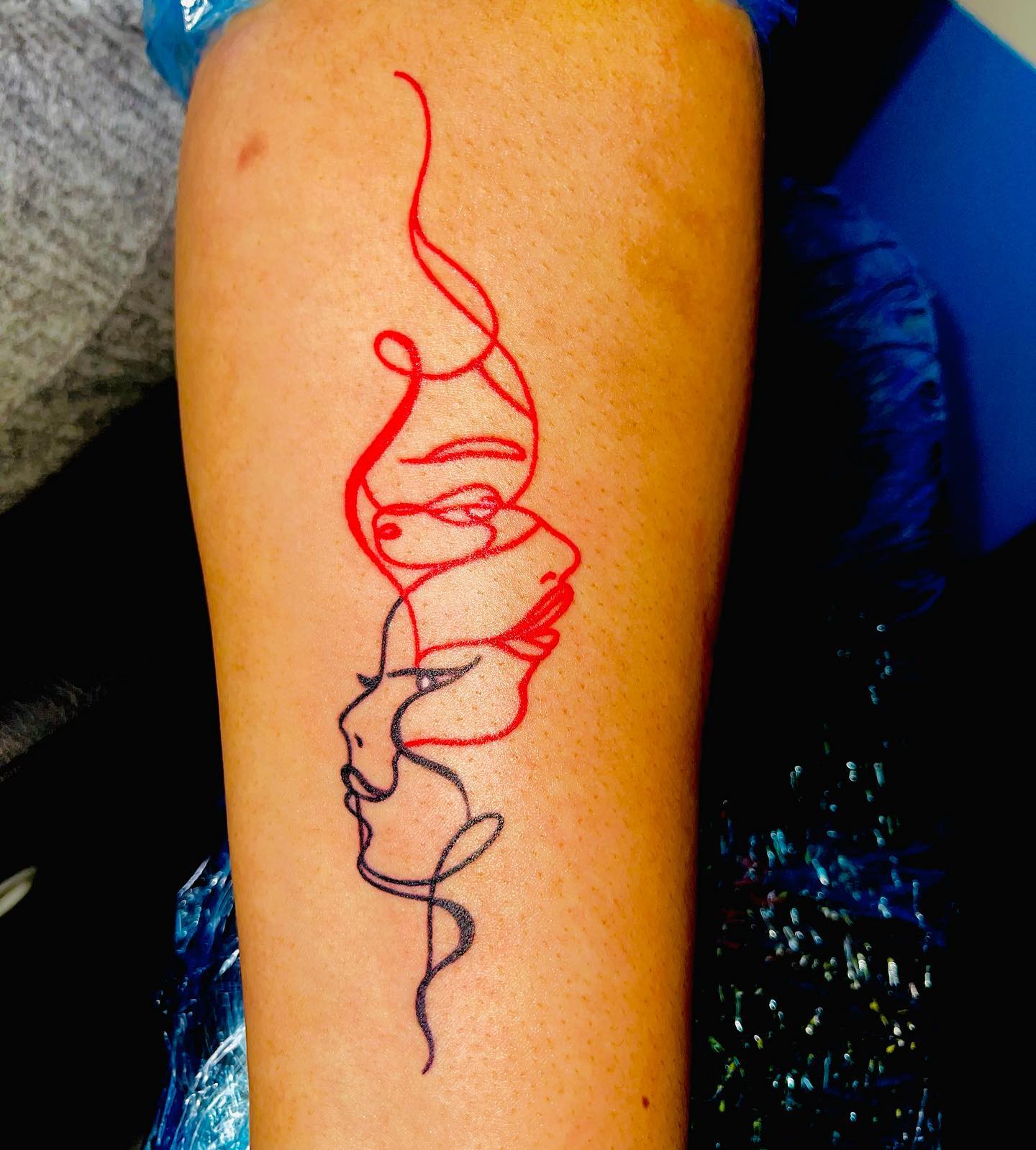 Tatuaje Géminis Minimalista