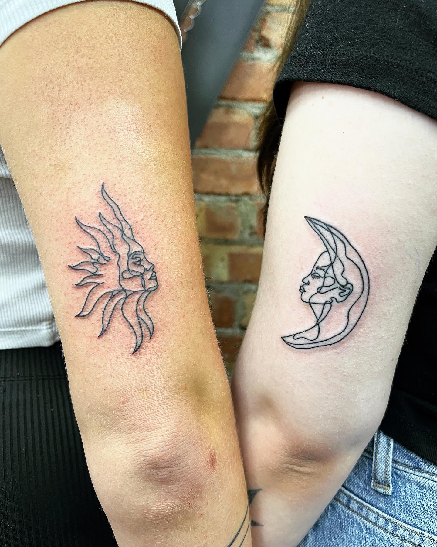 Tatuajes de pareja con retrato genial