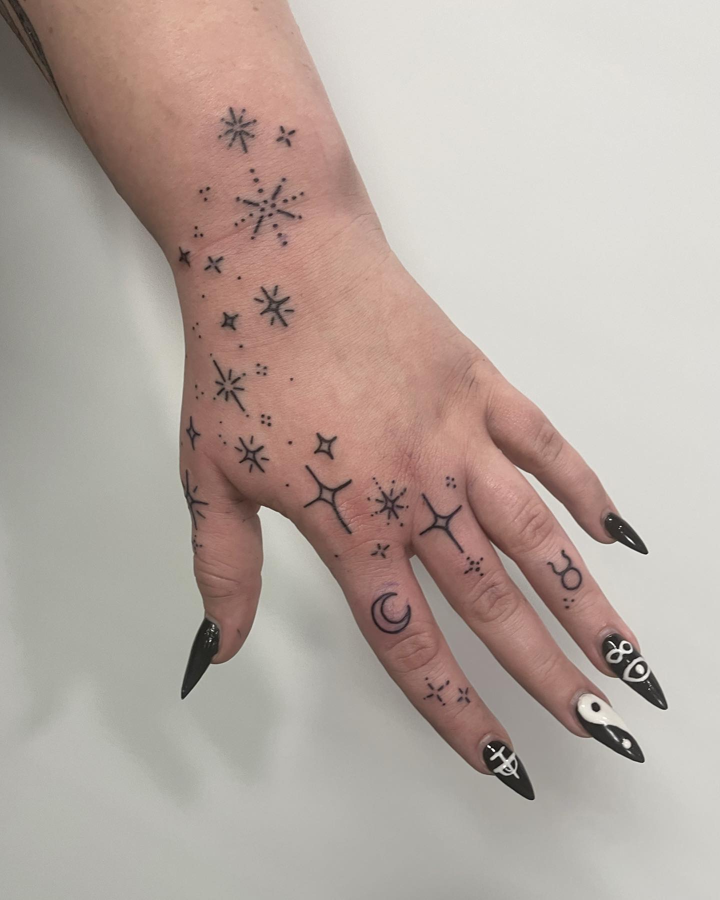 Brillos Diseños en la Mano.