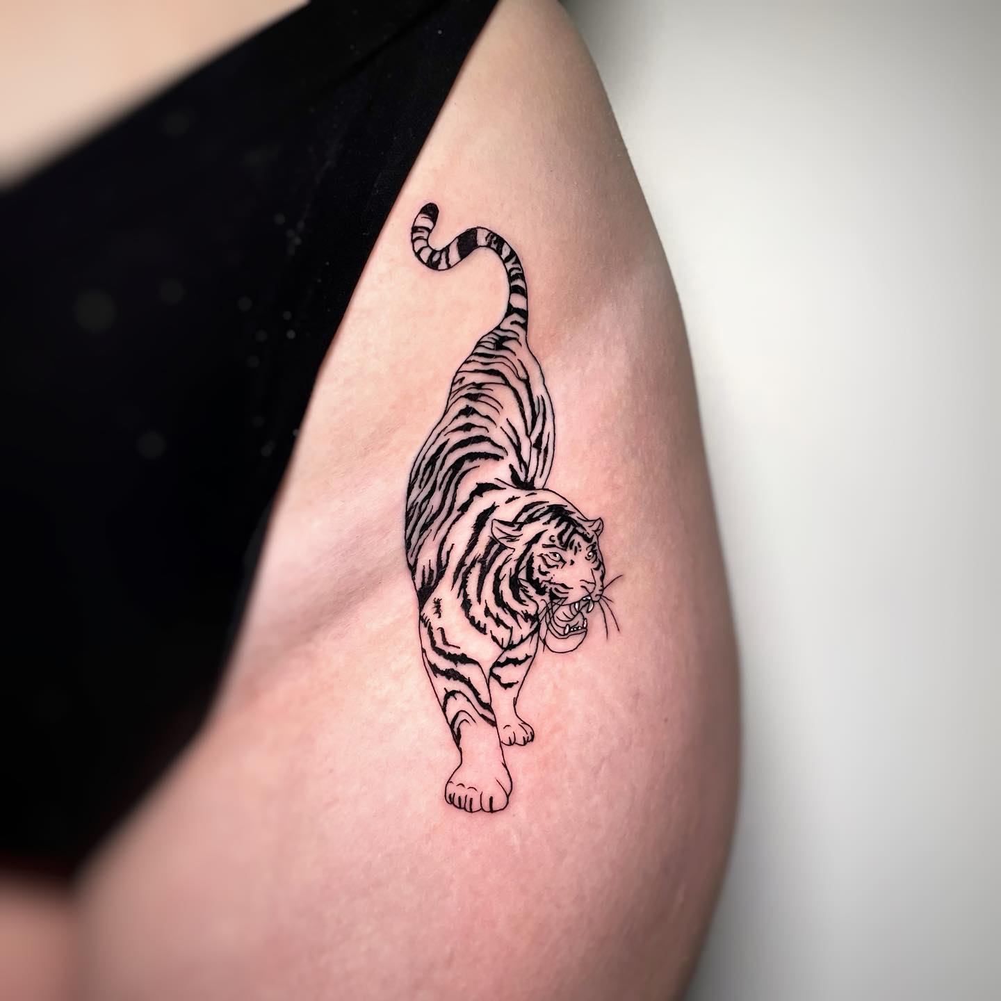 Tatuajes en la cadera: 30 diseños sexis en HD para mujeres