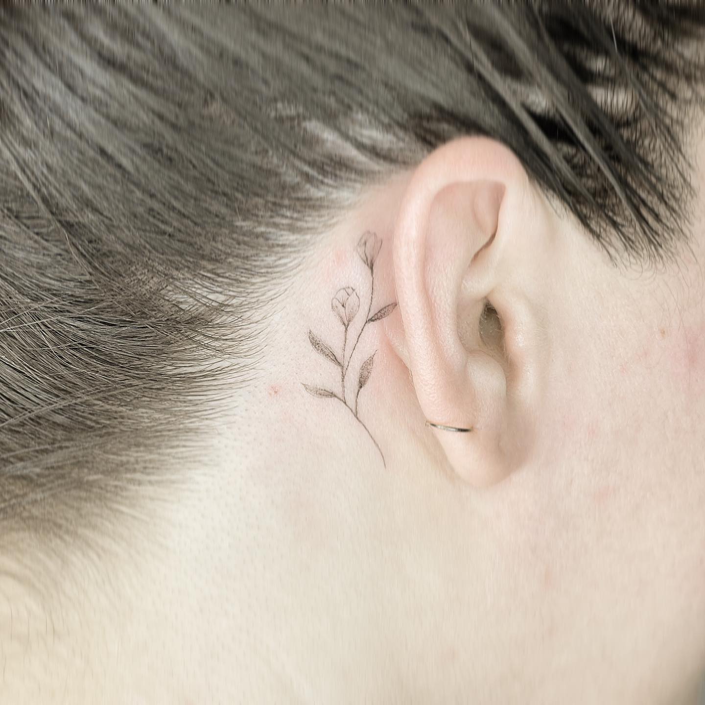 Tatuaje de Flor Morada