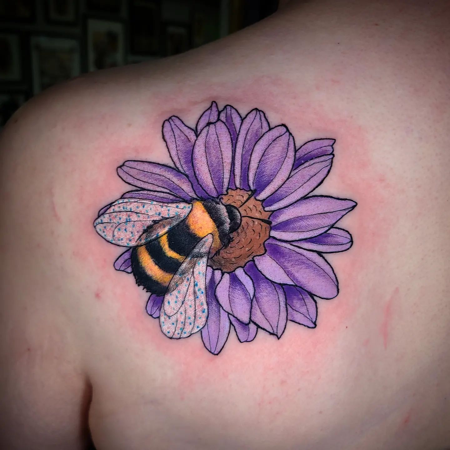 Tatuaje de Margarita Púrpura Genial