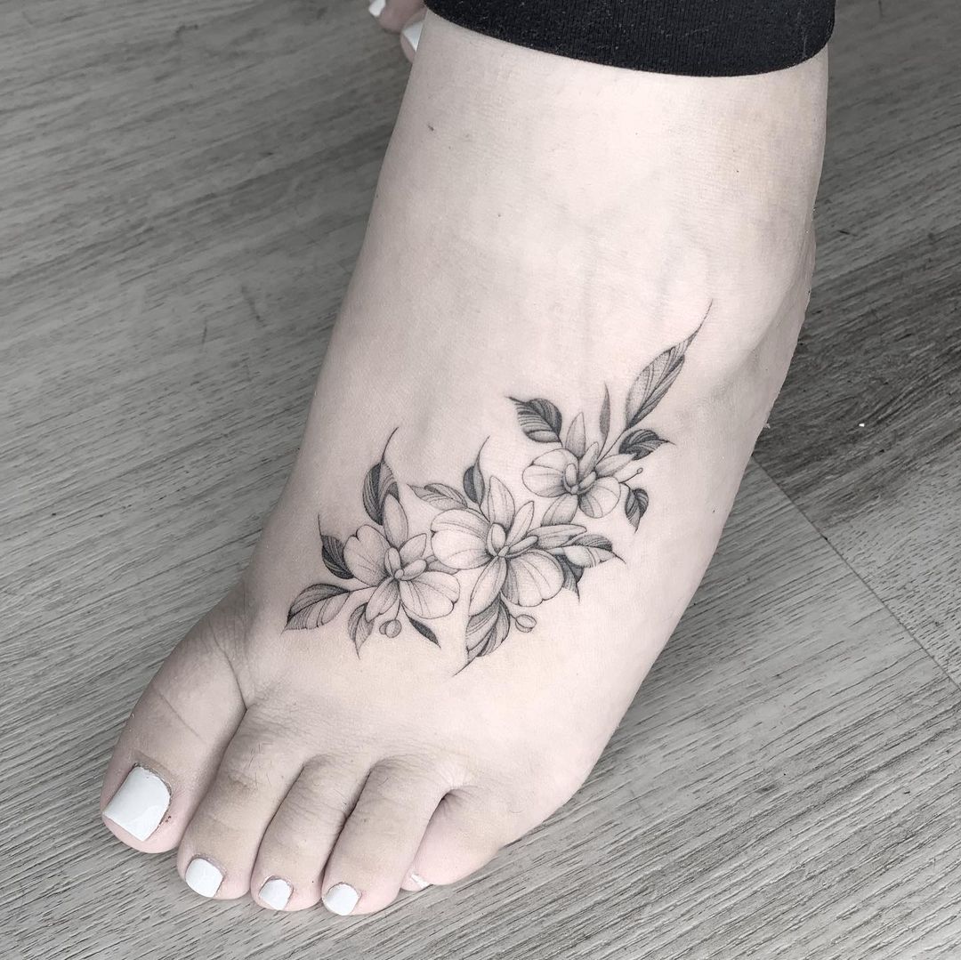 Tatuaje de OrquÃdea en el pie