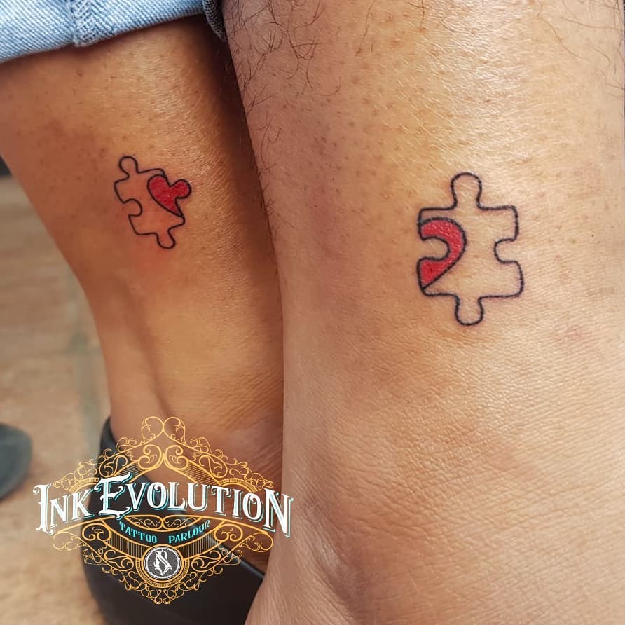 Tatuaje debajo del pecho