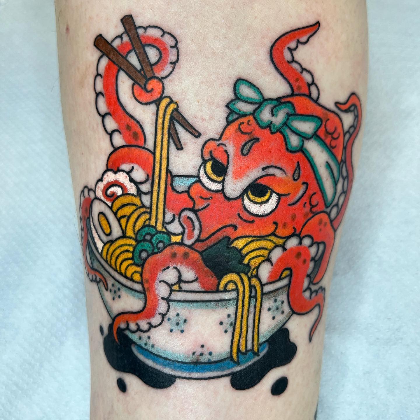 Ramen y tatuaje de pulpo