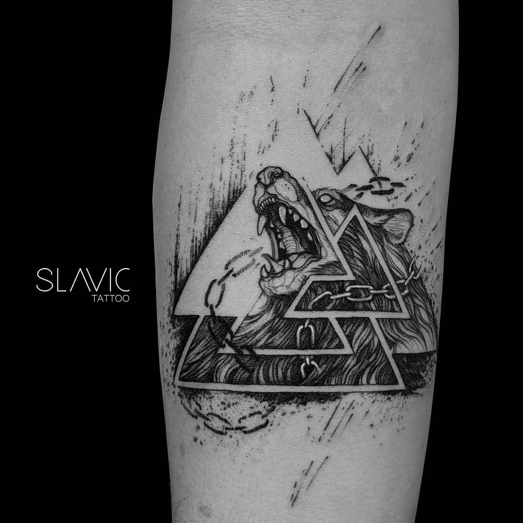 Tatuaje Abstracto de Fenrir