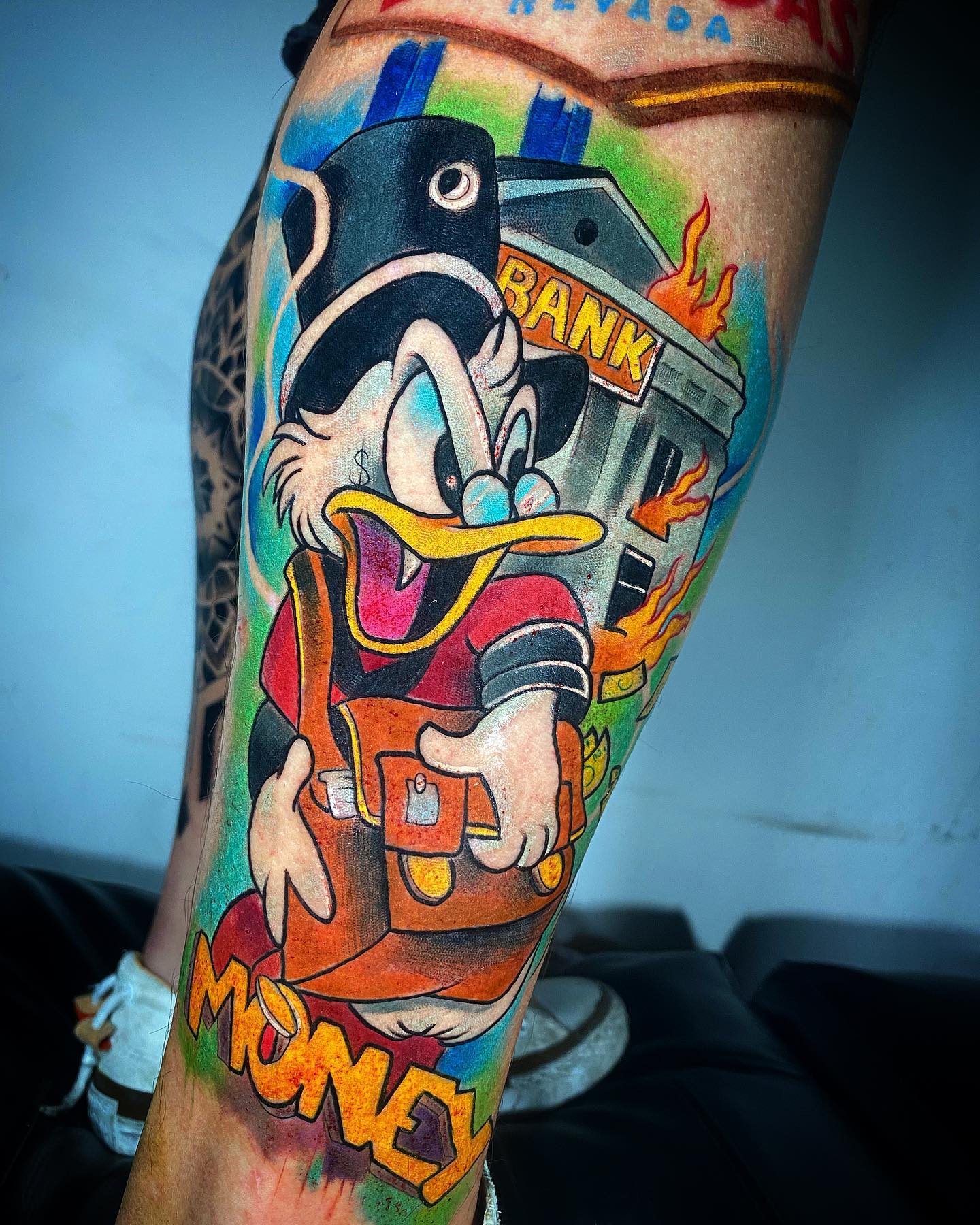 Tatuaje de Dinero Colorido