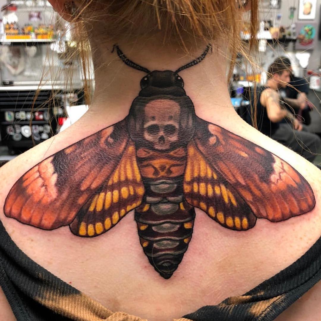 Tatuaje de Mariposa Negra para Mujeres