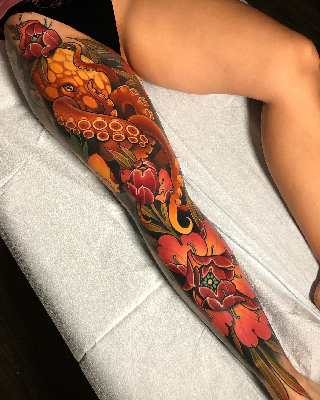 Tatuaje de Pulpo de Manga en la Pierna