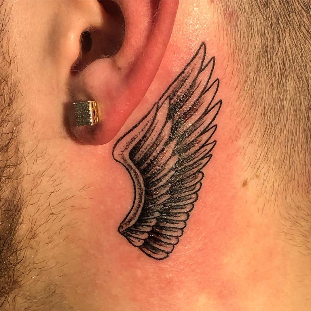 Alas Tatuajes de Cuello