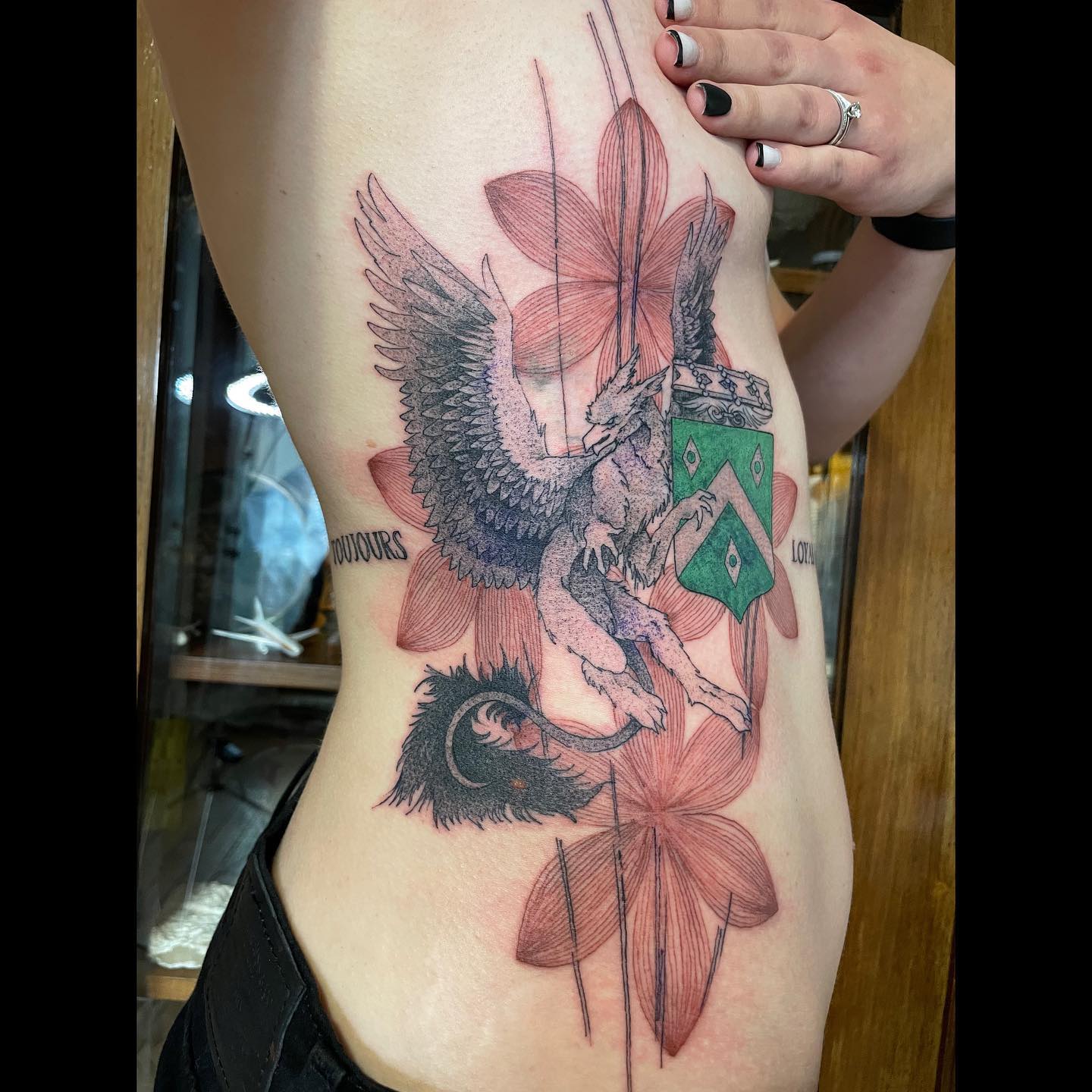 Norigae Tatuaje de Costilla Lateral
