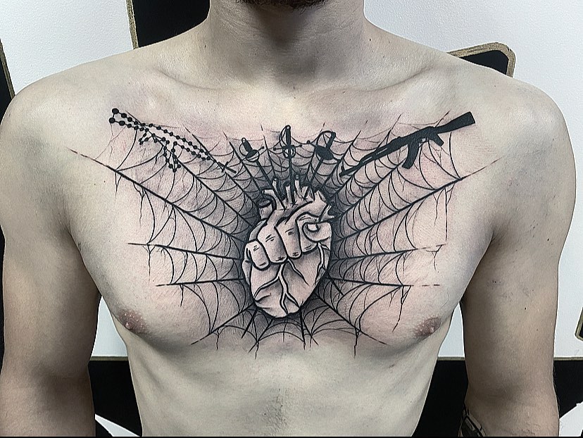 Pecho atrevido AK-Tatuaje