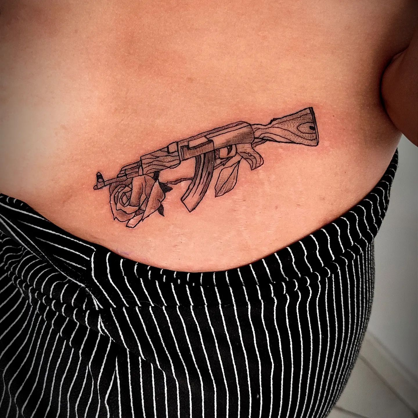Tinta Negra AK-Tattoo