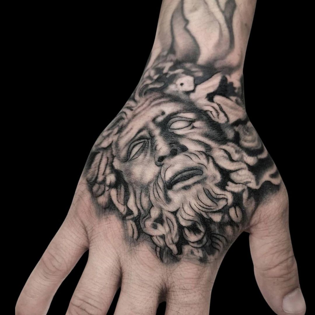 Tatuaje de Dios Griego Místico.