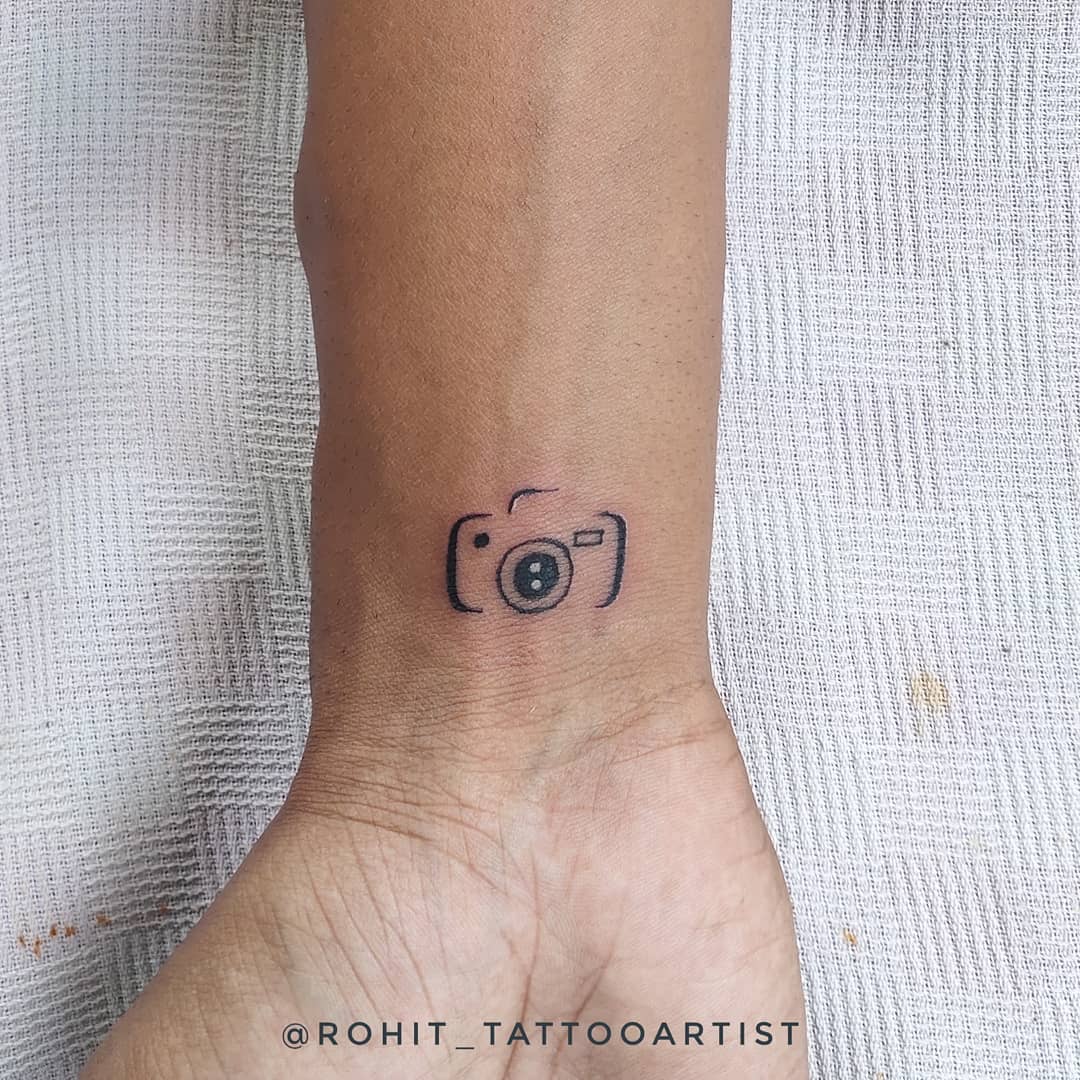 Pequeño tatuaje para fotógrafos.