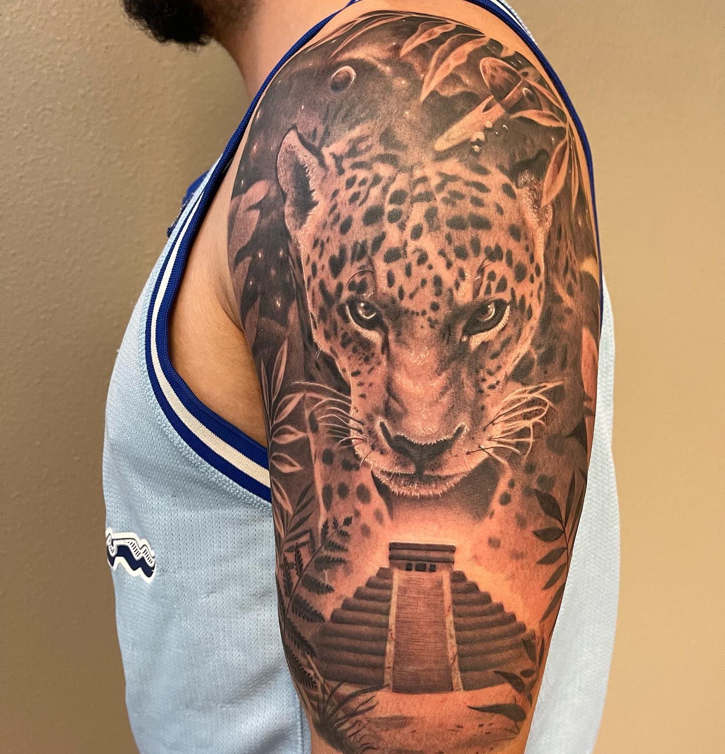 Tatuaje de Brazo de Guepardo