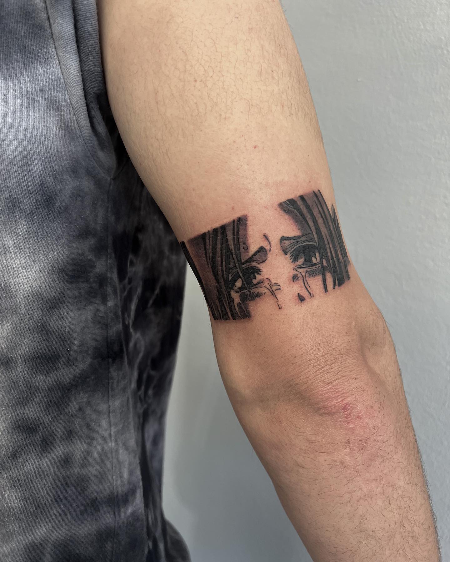 Anime Tatuaje de bíceps