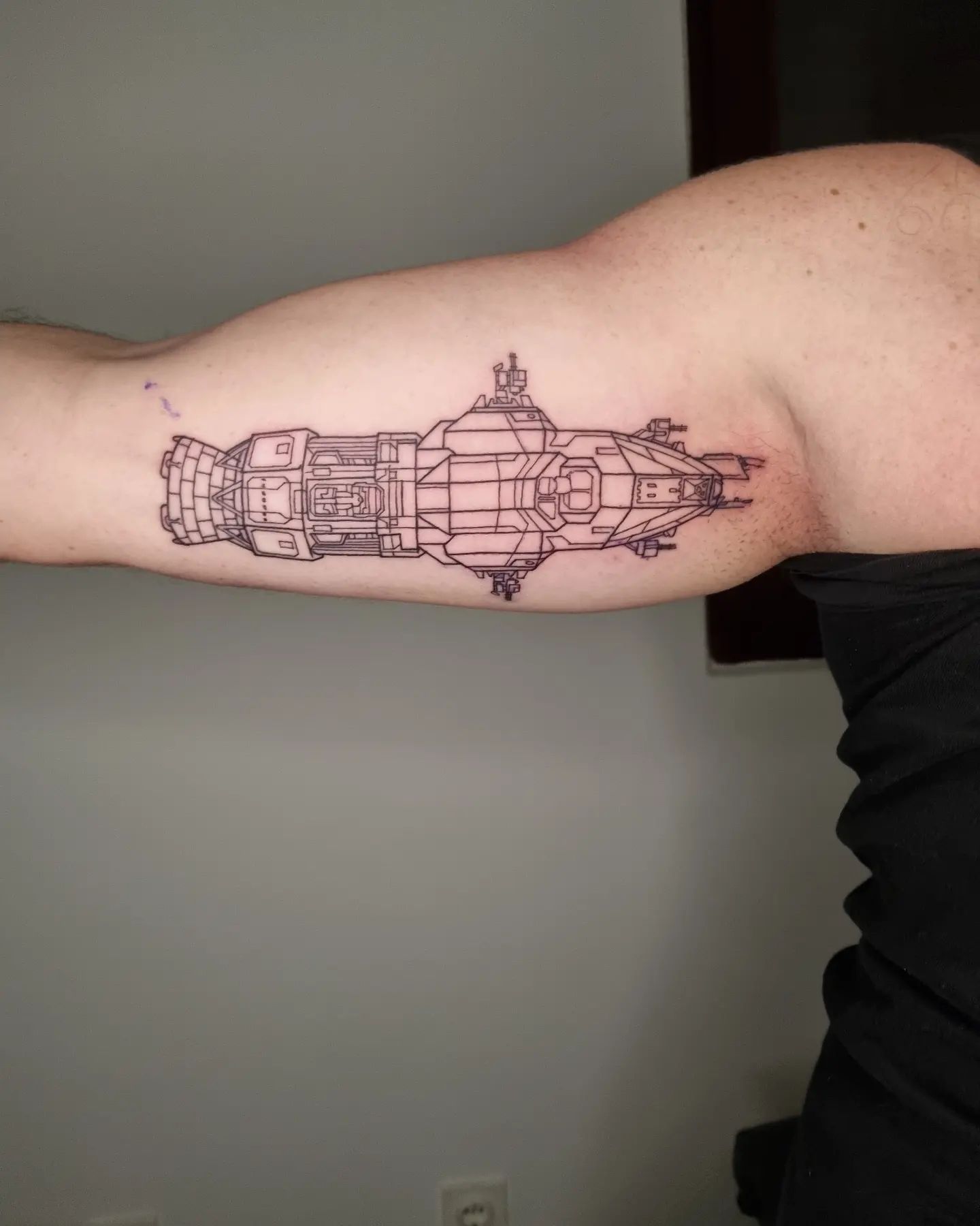 Barco Tatuaje de Bíceps