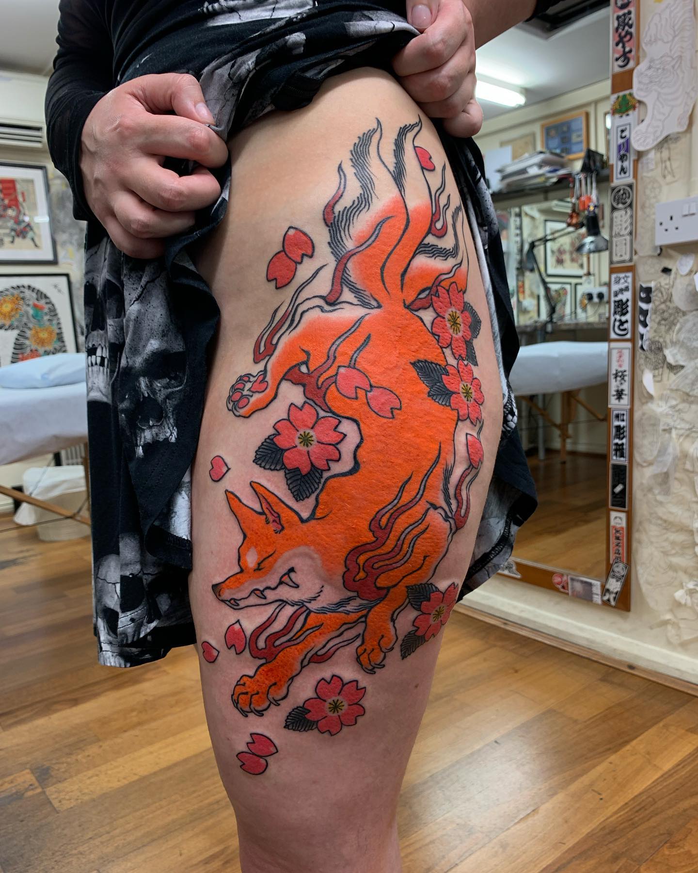Gran Tatuaje de Zorro en el Muslo