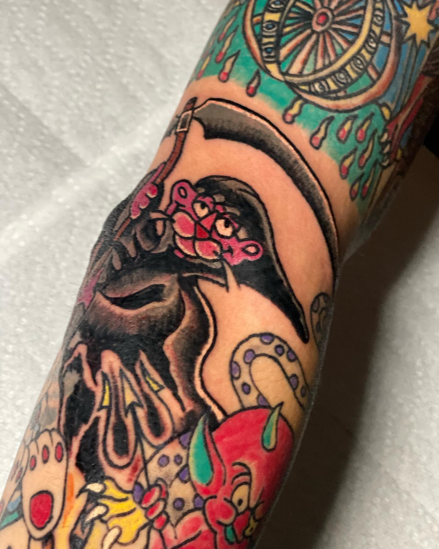 Pantera Rosa Tatuaje de Codo