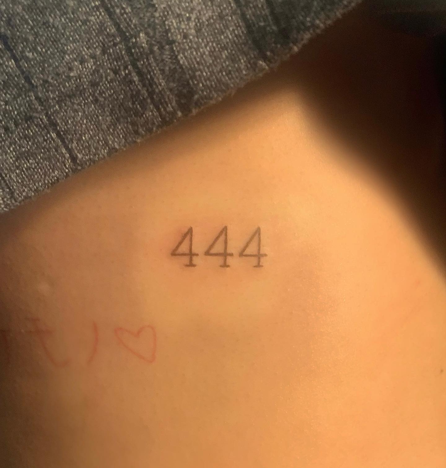 Tatuaje de clavícula