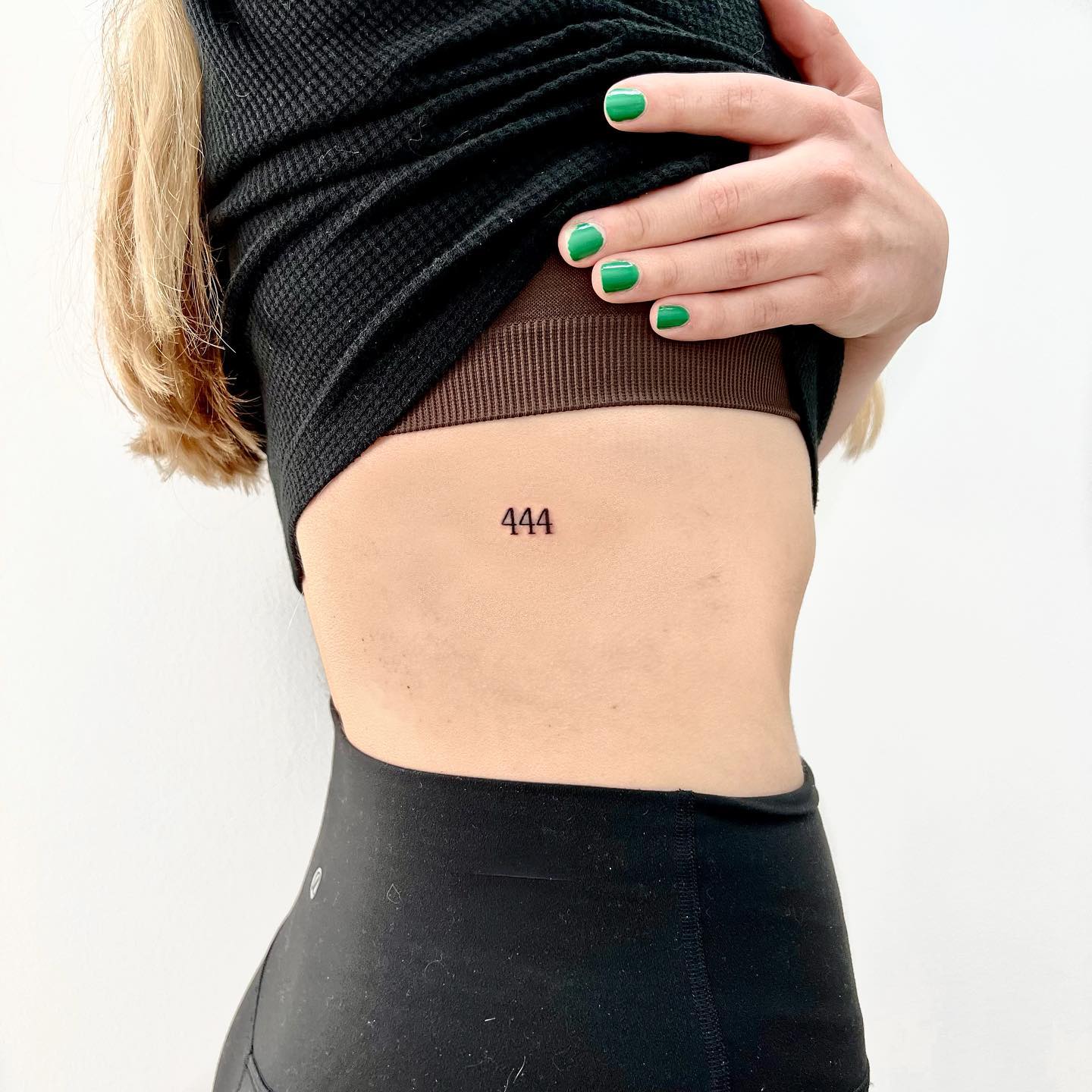 Tatuaje en las costillas