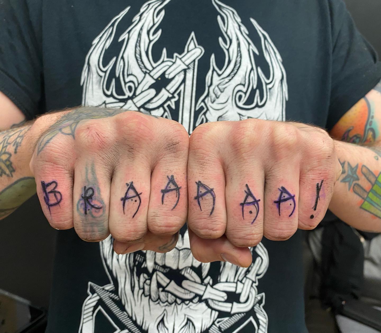 Nudillos Tatuaje de Dedo