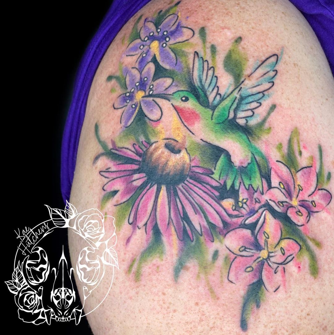 Tatuaje de Colibrí Grande y Atrevido