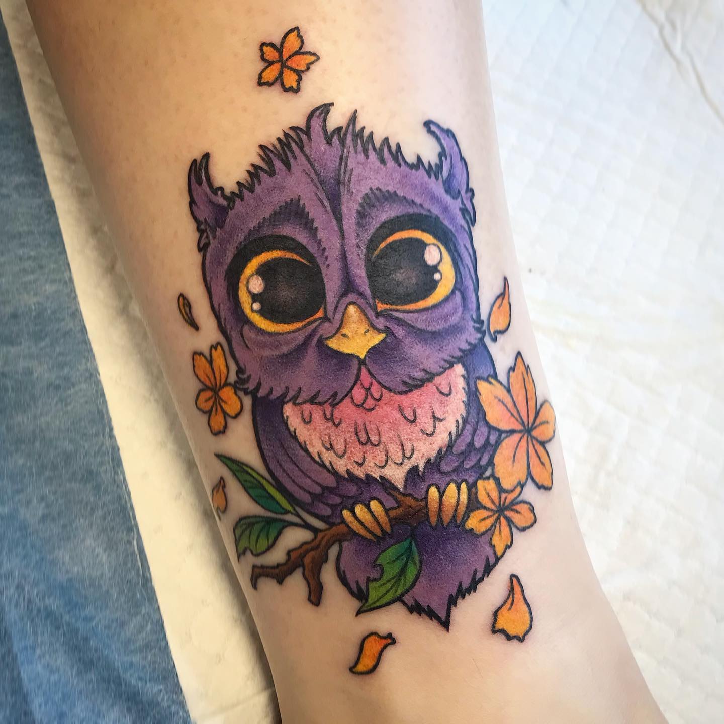 Diseño de tatuaje de búho divertido