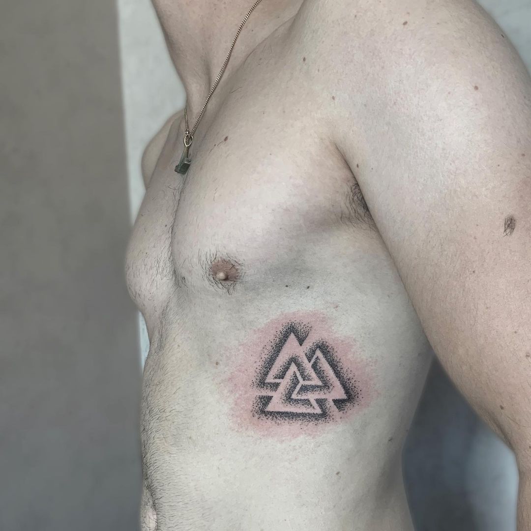 Lado Estómago Costilla Tatuaje de Valknut