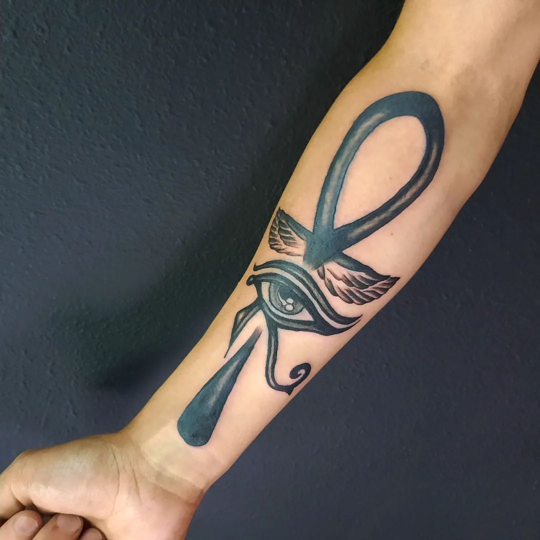 Tatuaje de Ankh de Palma