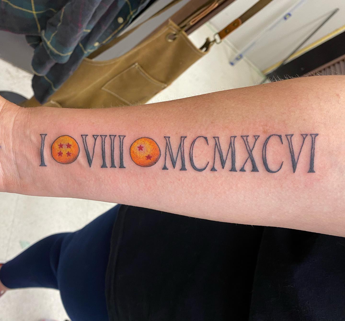 Tatuaje divertido de números romanos