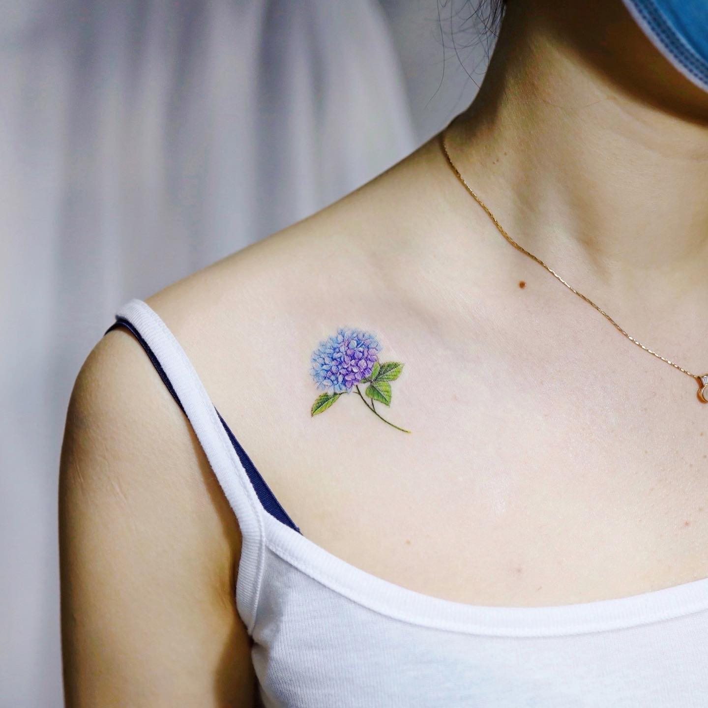 Clavícula Tatuaje Hortensia