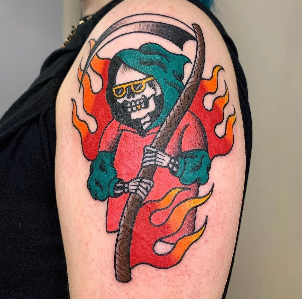 Tatuaje de La Parca en el Hombro