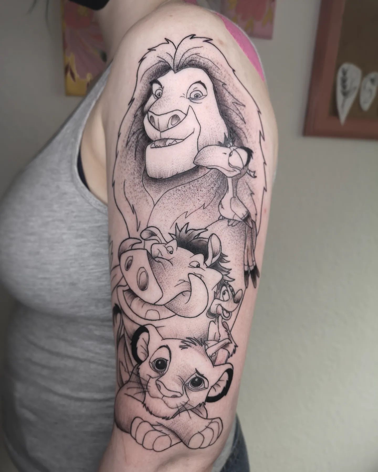 Tatuaje de manga corta de león