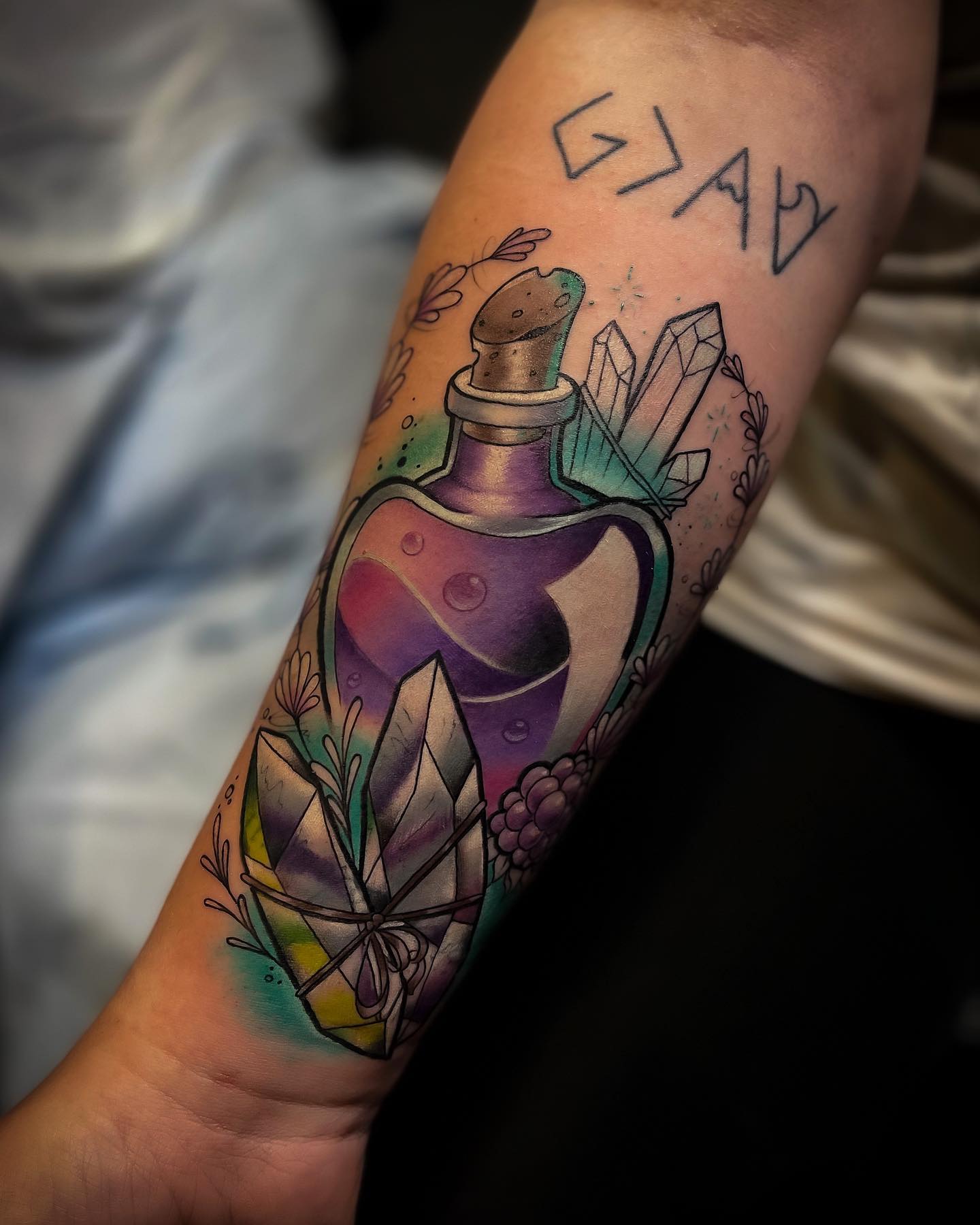 Tatuaje de medio brazo venenoso