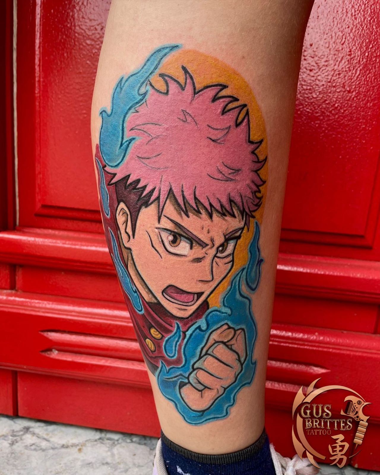 Diseño de tatuaje suku-na fresco y colorido