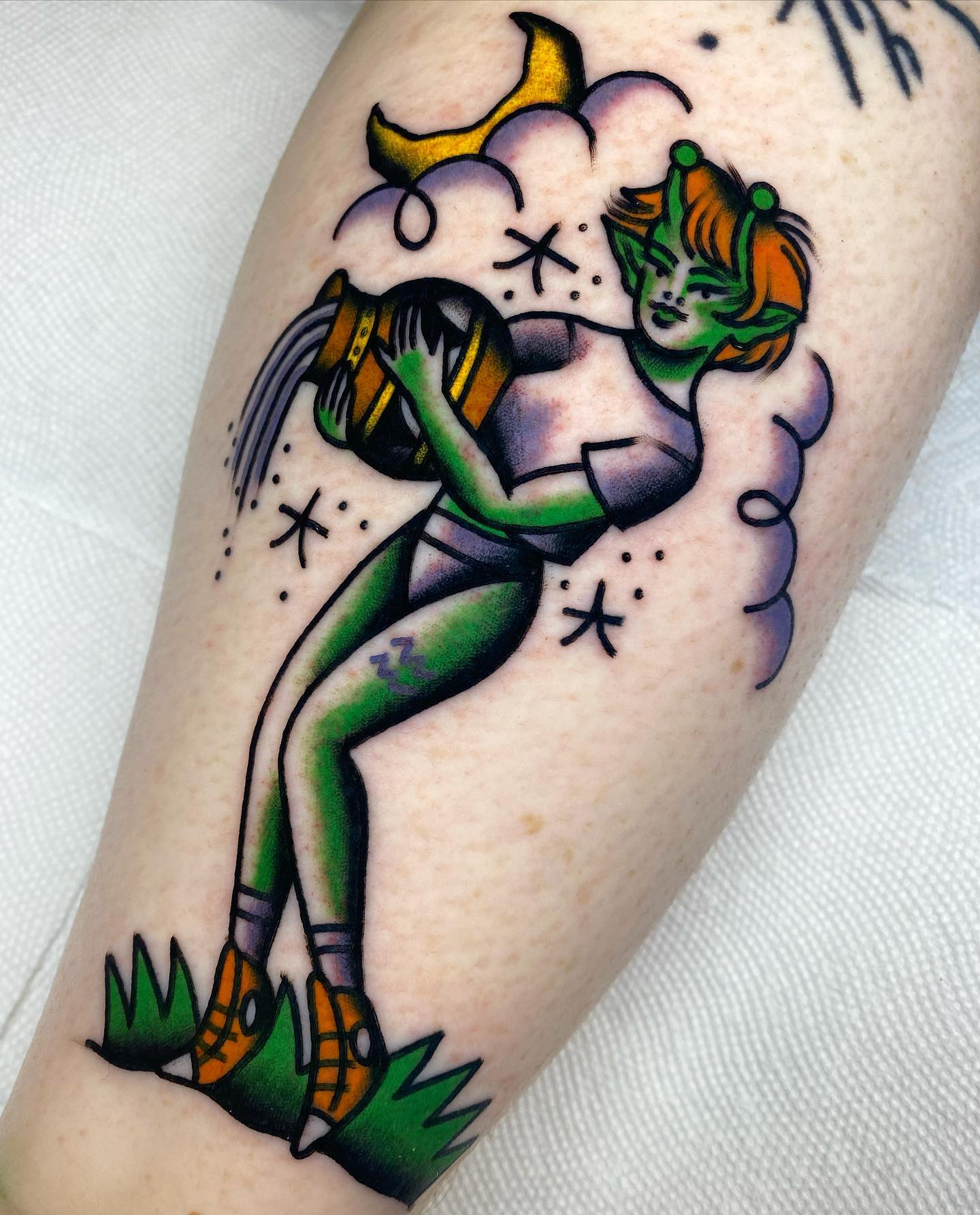 Extraterrestre Acuario Tatuaje