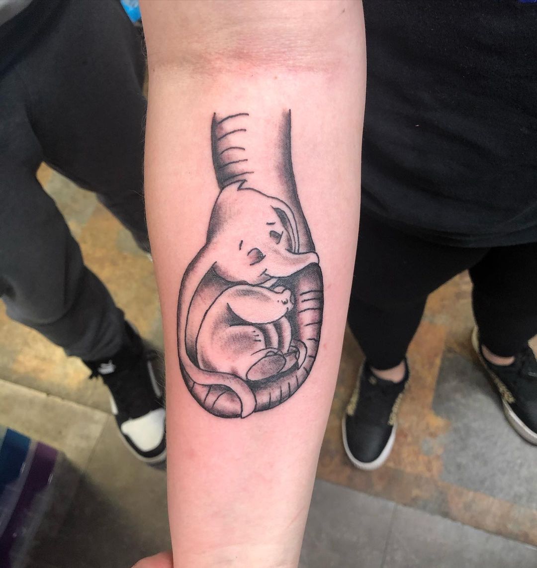 Tatuaje de elefante Dumbo