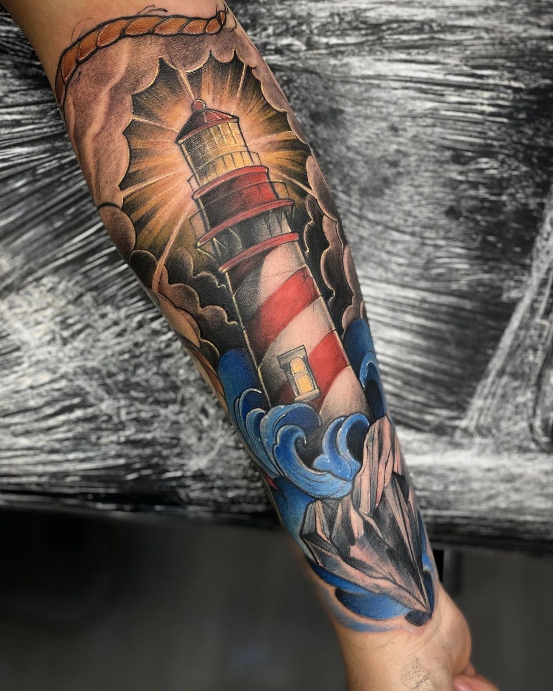 Tatuaje de Faro Artístico