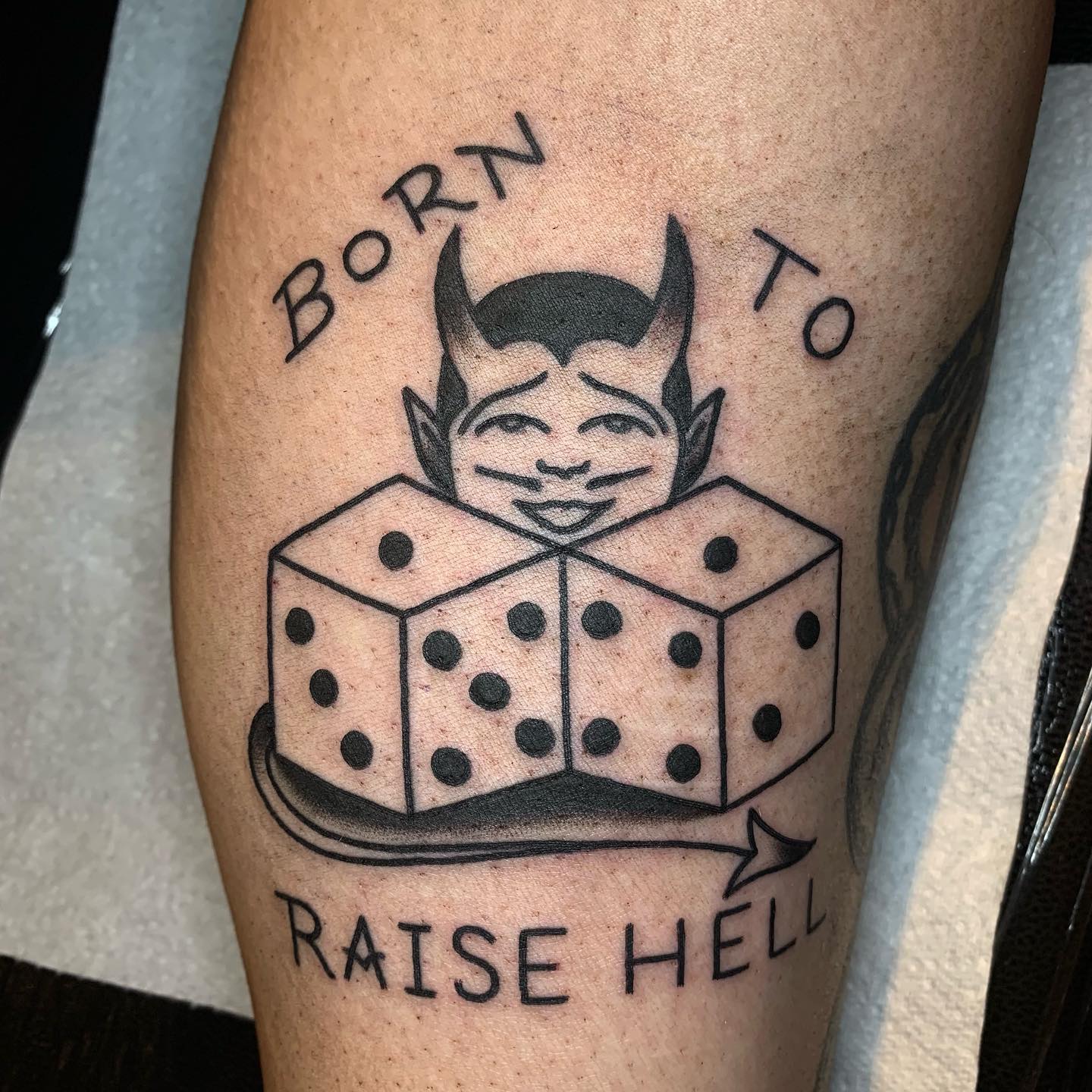 Dado temerario tatuaje.