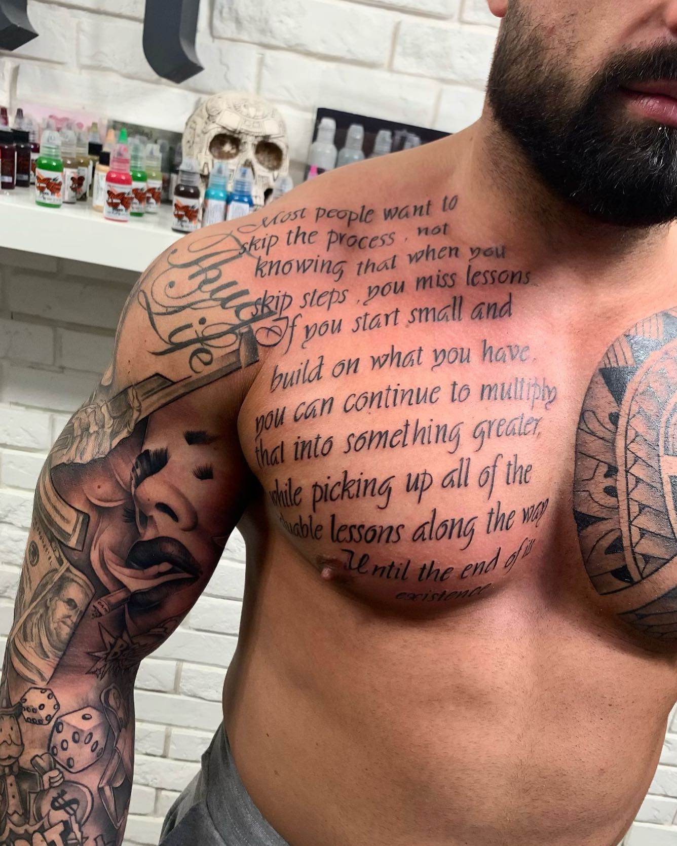 Gran cita Pecho Palabra Tatuaje