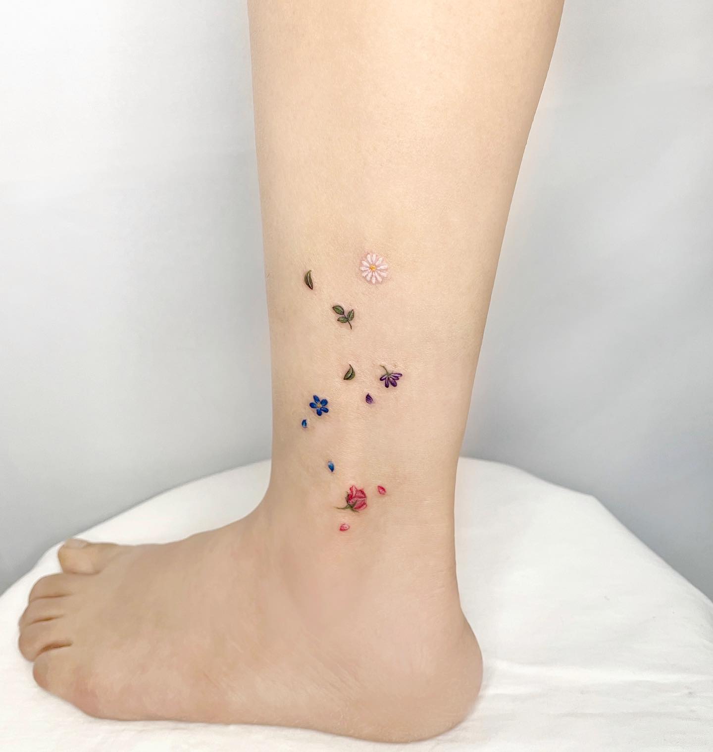 Tatuaje de flor lindo