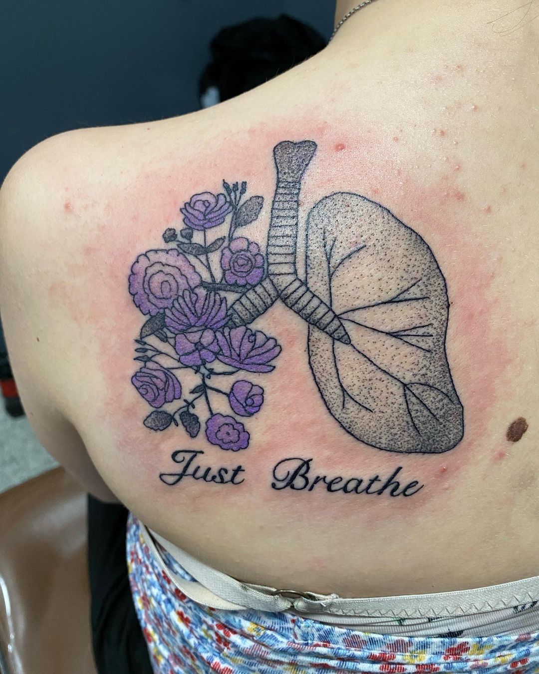 Tatuaje Floral del Pulmón del Hombro