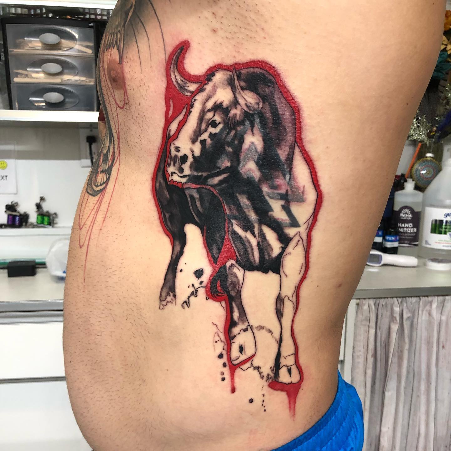 Genial y Gran Tatuaje de Tauro