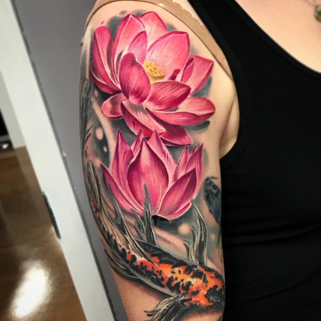 Tatuaje de lirio realista