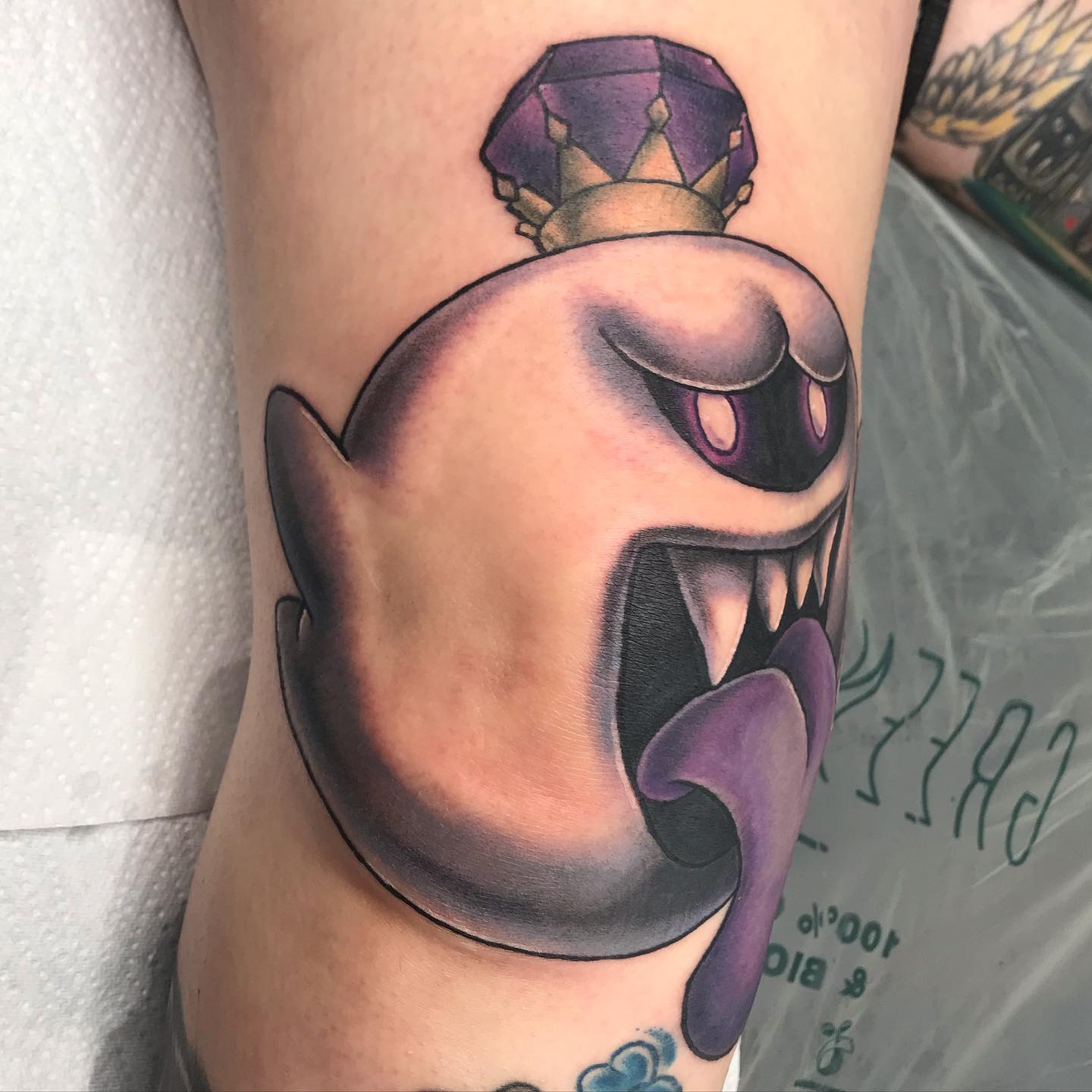 Tatuaje de pierna fantasma.