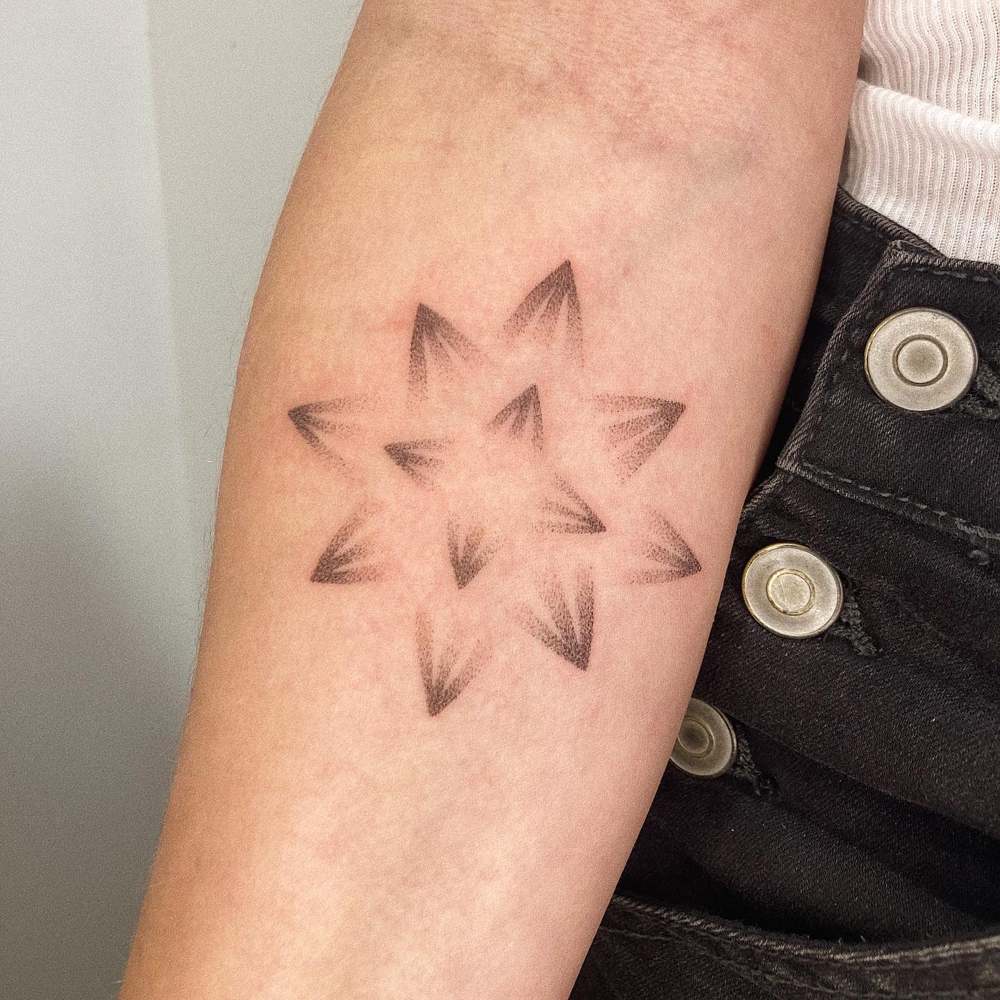 Tatuaje relámpago Starburst